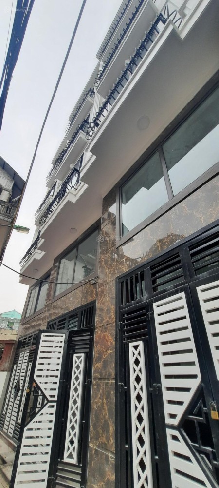 Bán nhà nguyên căn ngõ phố Ngọc Trì, nhà đúc 5 tầng xây mới, diện tích 33m2 - 37m2, lhcc
