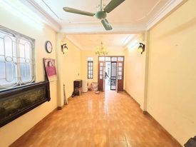 Bán nhà giá kịch sàn giá rẻ nhất khu vực vị trí đắc địa, khu dân cư đông đúc, an ninh