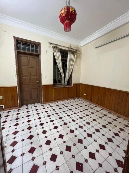 Bán nhà Hoàng Ngân Nhân Chính, Thanh Xuân, dtsd 70m2, giá 6.9 tỷ, 4 tầng xây dựng tâm huyết