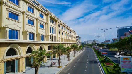 Đi đến slide 4