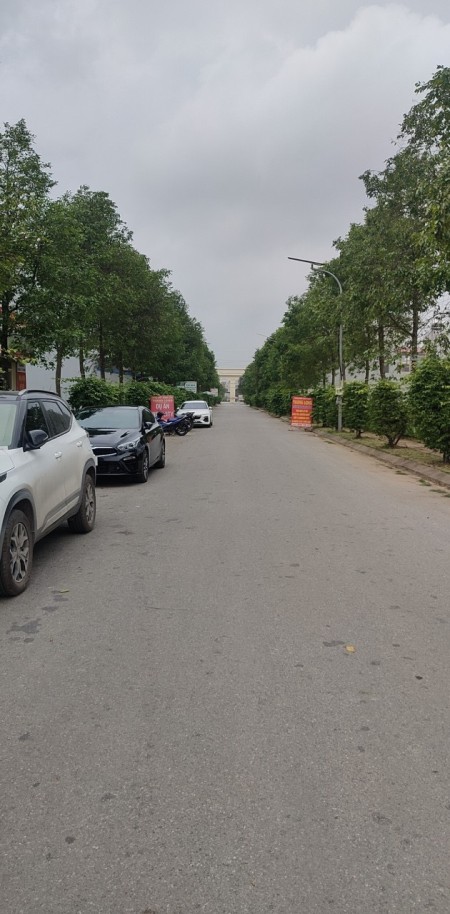 Đi đến slide 8