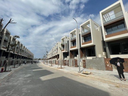 Mở bán 6 lô đất nền view biển sở hữu lâu dài - Mũi Né Summerland- Phan Thiết- Bình Thuận
