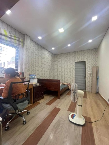 Đi đến slide 4