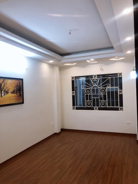 Bán nhà quận Hai Bà Trưng ô tô đỗ cửa, diện tích 60m2 đúc 5 tầng giá bán 8,7 Tỷ