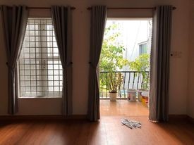 Cần bán gấp nhà kiệt đường Lê Lợi, quận Hải Châu, Đà Nẵng, giá chỉ 4,4 tỷ để lại toàn bộ nội thất