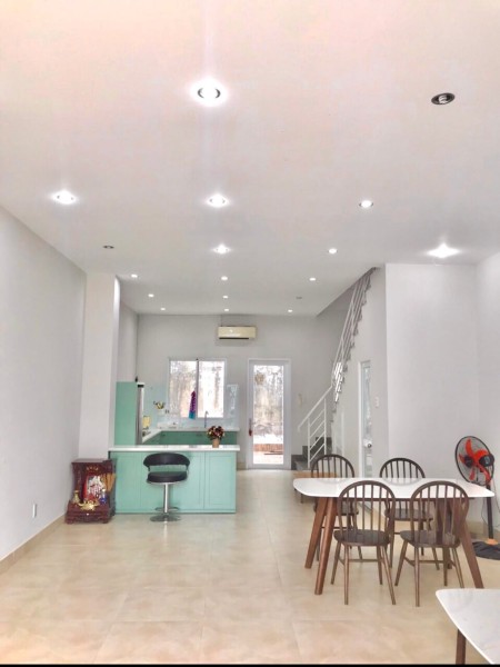 Cần bán gấp căn L3 Lê Thị Bảy, khu đô thị Phú Cường dãy nhà cạnh Shophouse, sổ sẵn