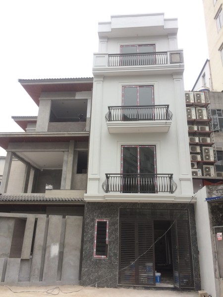Cần bán ngôi nhà 4 tầng tại tp Thái Nguyên diện tích 46.2m2, liên hệ 0969288828 giá tốt