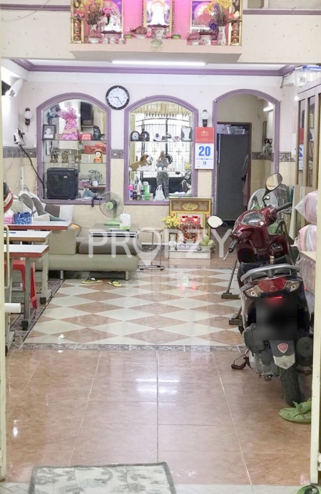 Bán nhà nguyên căn hẻm xe hơi 1 xẹt đường Trần Xuân Soạn, phường Tân Hưng, Quận 7