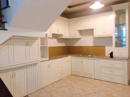 Bán gấp nhà nguyên căn hẻm xe hơi Quận Tân Bình, đúc 5 tầng, dtsd 60m2, giá chỉ 6,3 tỷ