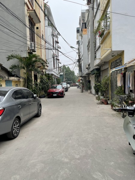 Siêu hiếm bán đất tặng nhà diện tích sử dụng 39m2, Quận Bắc Từ Liêm, thông số vàng tuyệt đẹp