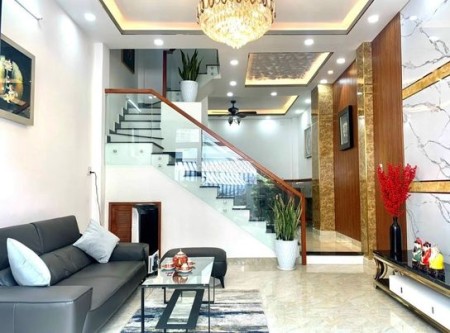 Sát Quận 1 diện tích sử dụng (4x13) Phan Văn Hân, Bình Thạnh, giá bán chỉ 3tỷ2.