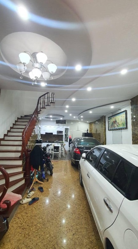 Cần bán nhà mặt phố Cầu Giấy, Cầu Giấy diện tích sử dụng 50m2, 5 tầng, giá bán 16 tỷ