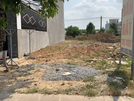 Cần tiền bán gấp 3 lô đất mặt tiền đẹp tại Mỹ Phước ngay chợ dân sinh, giá 850tr