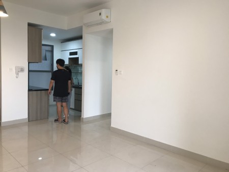 Căn 3PN nội thất cơ bản view sông tầng cao thoáng mát chỉ 13 triệu/tháng giá tốt