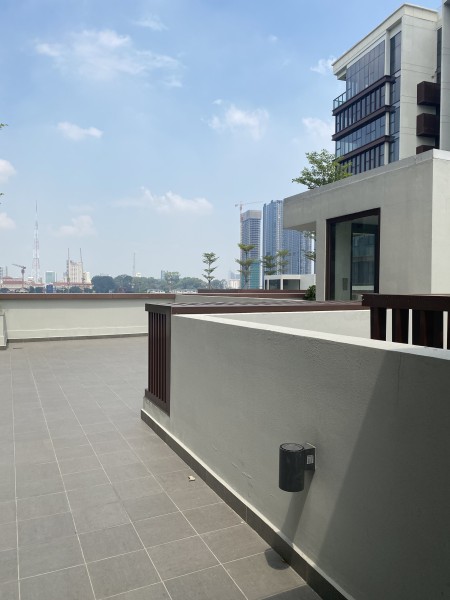 Đi đến slide 0