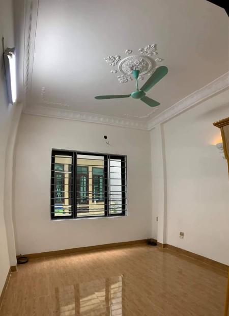 Chính chủ bàn nhà Minh Khai, Quận Hai Bà Trưng kinh doanh ngõ 2 ô tô dt 45m2, giá 1.45 tỷ