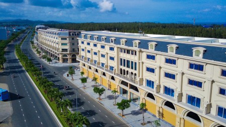 Đi đến slide 4