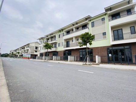 Bán gấp 1 căn shophouse diện tích sử dụng 120m2 khu đô thị Vsip Từ Sơn, giá tốt