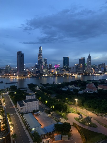 CHÍNH CHỦ CẦN BÁN GẤP CĂN 1PN VIEW HOA HẬU TẠI EMPIRE CITY
