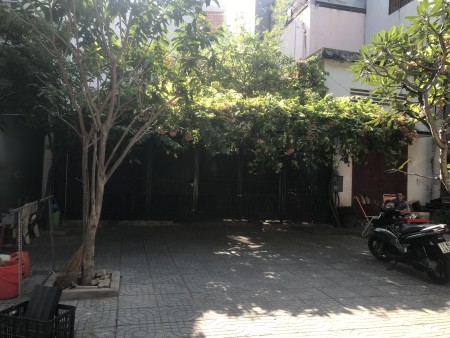 Cho thuê quán cafe xinh đẹp mặt tiền Nguyễn Thị Minh Khai gần nhà thi đấu đa năng khu khách sạn