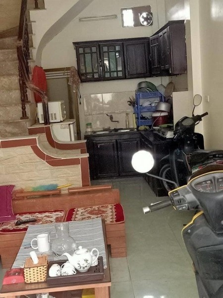 Cần bán nhà Nguyễn Văn Cừ vị trí đẹp nhiều tiện ích, giá bán 3.5 tỷ, liên hệ 0921456111