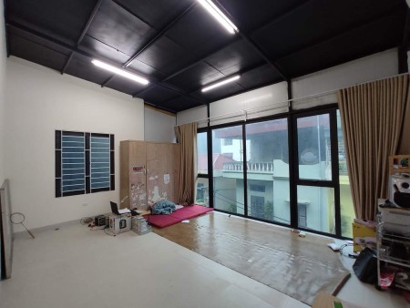 Tôi bán nhà MP Hoàng Diệu Hà Đông diện tích 50x 4 tầng, mt 14m, ô tô, kinh doanh, giá 8.9 tỷ