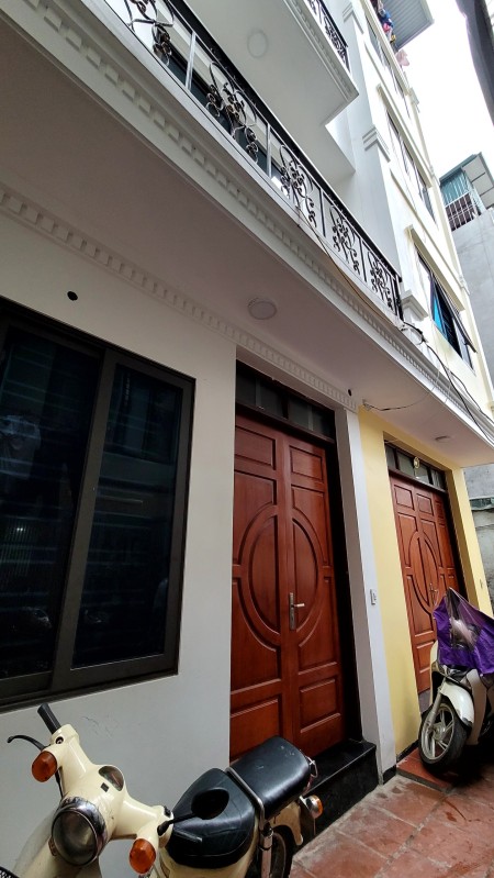 Bán nhà Phú Đô (Lê Quang Đạo)(Gần Oto, Đẹp, Thoáng) 43m2, 4 Tầng, MT: 4.3m Giá Nhỉnh 3.9Tỷ