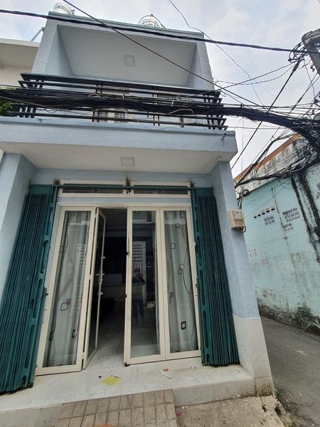 Bán nhà nguyên căn phường 9, Quận Gò Vấp, hẻm xe hơi thông 4 phương, 8 hướng, lhcc