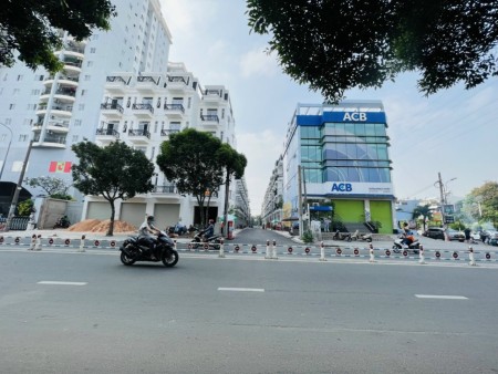 CĐT Giá F0, còn 2 căn ngay Nguyễn Sơn, ngay TT, 1 trệt 4 lầu, SHR, nhà phố cao cấp kế UBND, DT 72m2