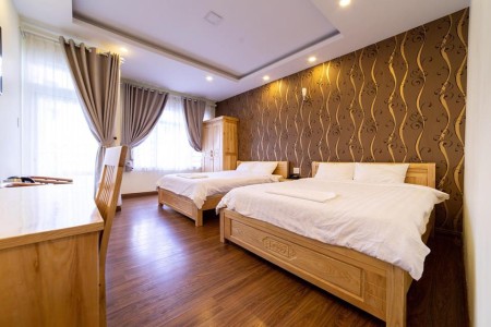 Bán gấp khách sạn 10 phòng căn hộ đường Phan Chu Trinh. P.2. Cách biển chỉ 300m.