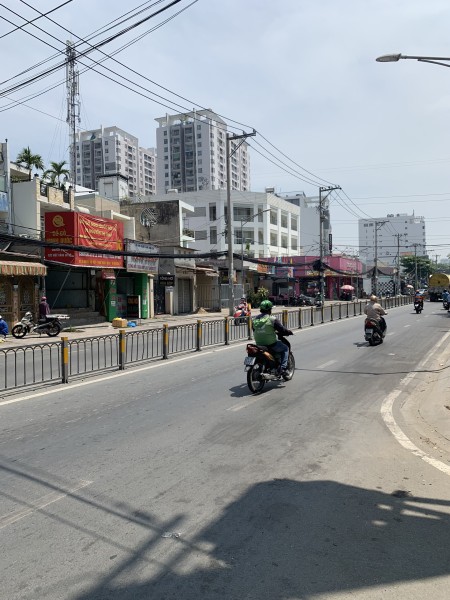 Cần cho thuê mặt bằng kinh doanh 100m2 Quận 7 diện tích sử dụng: 100m2, có sân để xe