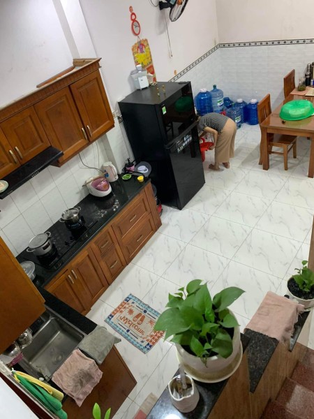 Bán nhà HXT Lạc Long Quân, Tân Bình 72m2, 3 tầng, gần chợ Tân Bình, 9 tỷ.
