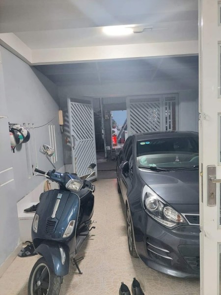 Bán nhà nguyên căn chính chủ Quận 7, vị trí đẹp, khu dân cư, diện tích 92m2, giá 6.8 tỷ