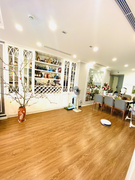 Cần bán căn hộ 2PN tòa R2 Sunshine Riverside view cầu Nhật Tân sông Hồng