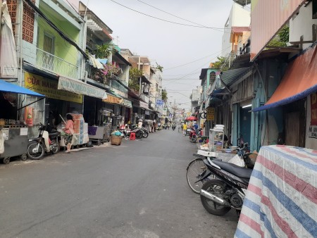 Bán nhà nguyên căn mặt tiền Đỗ Tấn Phong, Phú Nhuận, dtsd 61m2, trệt lầu, giá chỉ 10.7 tỷ TL