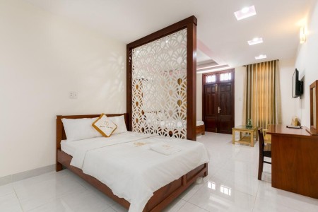 Bán gấp khách sạn vị trí đẹp mặt tiền Phó Đức Chính. P. Thắng Tam giá bán 26 tỷ, lhcc