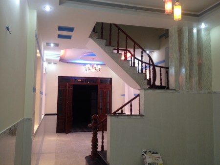 Cần bán nhà mặt phố Lê Đức Thọ , Nam Từ Liêm 50m2, 5 tầng, nhỉnh 8 tỷ