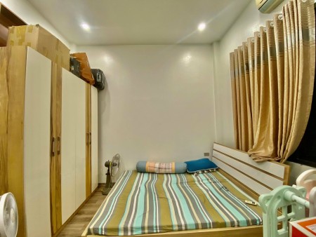 Siêu hiếm – Thiết kế hiện đại, vài bước ra Xã Đàn, diện tích 38m2, 6 tầng, giá bán chỉ 4,2 tỷ