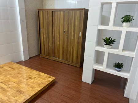 Bán nhà Chợ Khâm Thiên Đống Đa mặt ngõ lô góc kinh doanh dt 40m2 3 tầng chỉ 3.35 tỷ