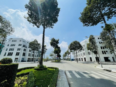 Cần bán gấp nền ngộp khu Ngân Thuận Cần Thơ, pháp lý đầy đủ, giá tốt khu dân cư tiện ích đủ