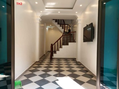 Bán nhà Thụy Khuê đúc 5 tầng, giá bán 2.95 Tỷ bàn giao full nội thất chuẩn an sinh