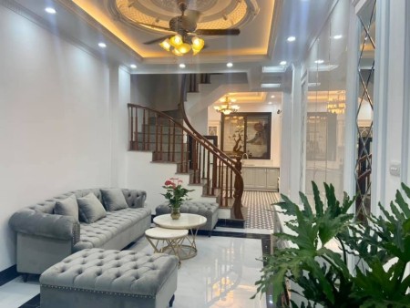 3 bước ra mặt phố 2 mặt thoáng ô tô kinh doanh đỉnh, gần trường học bệnh viện, sổ chính chủ