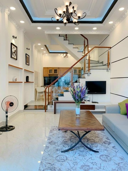 Nhà Nguyễn Đình Chiểu Quận 3, 4 tầng đúc BTCT giá chỉ 7,6 tỷ liên hệ 0901336567