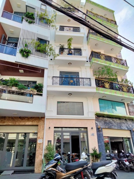 Bán nhà mặt tiền quận Bình Thạnh, 5 tầng, nở hậu, diện tích 48.7, chỉ 13 tỷ