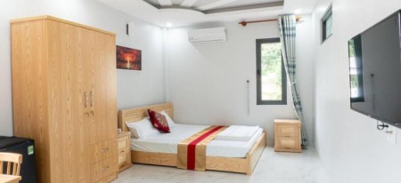 Bán gấp khách sạn đẹp mặt tiền Trần Qúy Cáp cách biển 50m hướng tốt, giá bán 19 tỷ