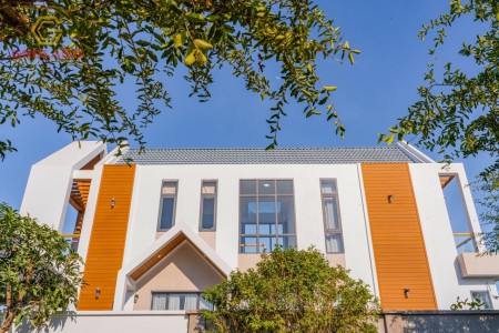 Nhà vườn TẶNG hồ bơi, hồ cá Koi, còn duy nhất 1 căn, ngân hàng hỗ trợ vay 50% lãi thấp