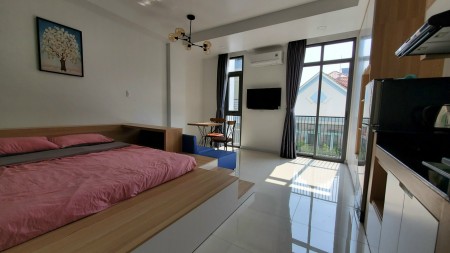 Căn hộ cao cấp Tân Bình, đầy đủ nội thất, cửa sổ sáng, sang trọng, sạch sẽ môi trường yên tĩnh