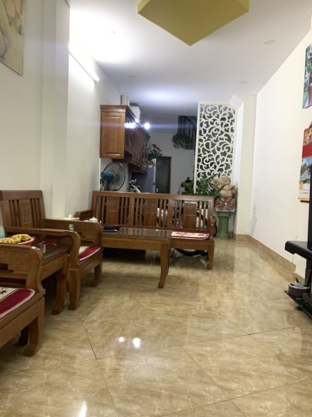 Nhà Đẹp Phố Yên Hoà, Cầu Giấy, ô tô cách nhà 30m diện tích sử dụng 38m2, 5 tầng giá 4.25 Tỷ