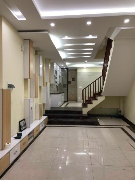 Bán nhà nguyên căn phân lô ngõ phố Lê Trọng Tấn, giá bán 13.5 tỷ, sổ chính chủ, bao sang tên