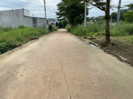 Chuyển nhà tôi chính chủ cần bán gấp căn trọ và lô đất 300m ngay chợ kinh doanh buôn bán